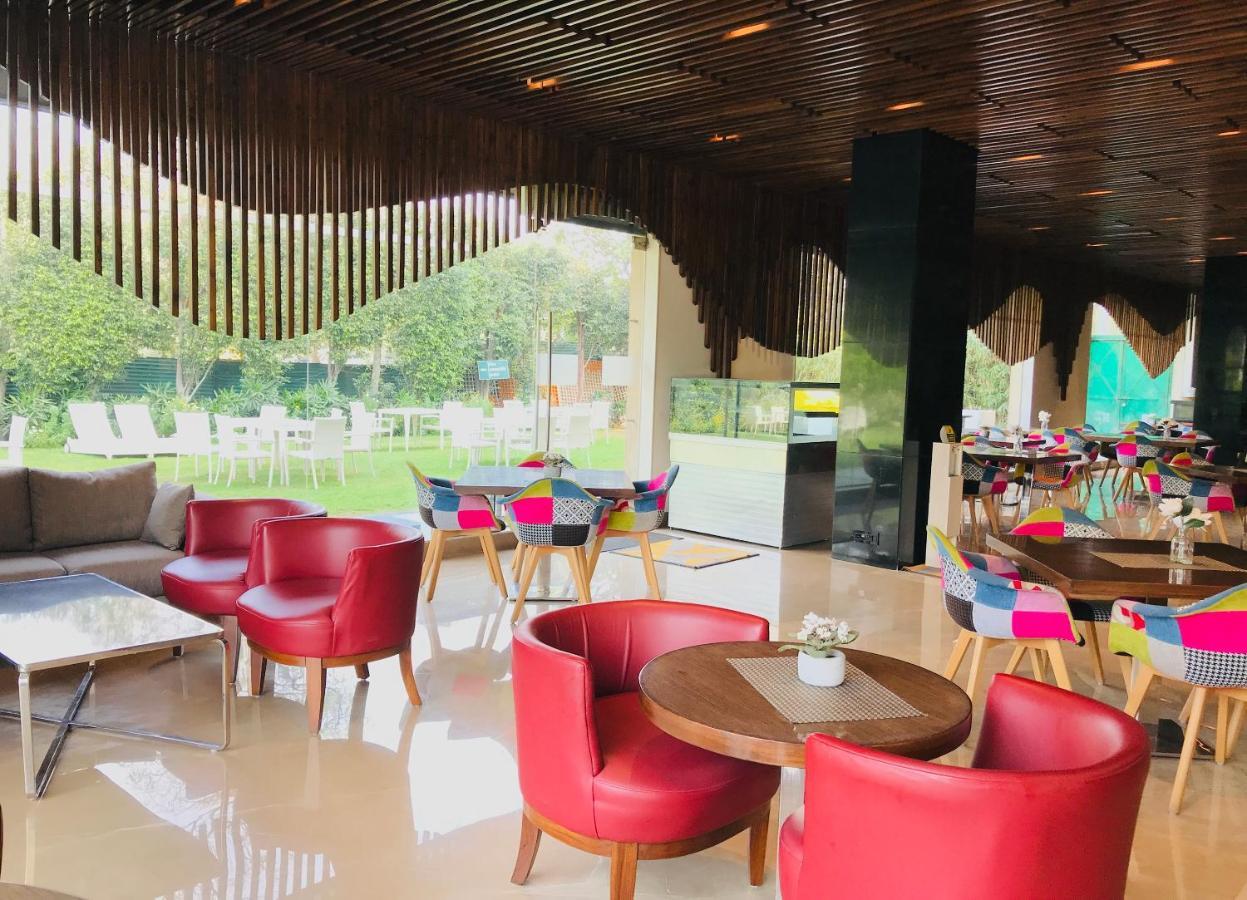 Golden Tulip City Centre Gurgaon Luaran gambar