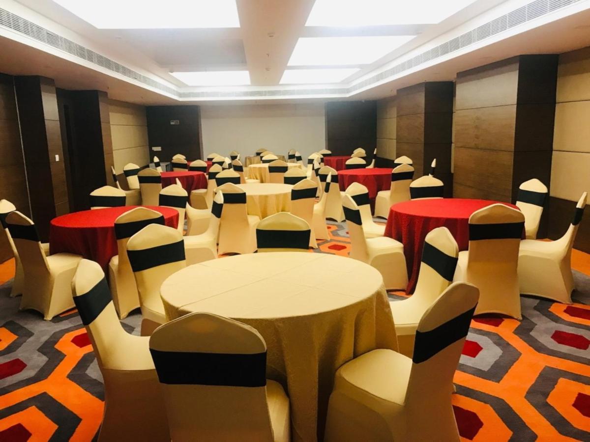 Golden Tulip City Centre Gurgaon Luaran gambar